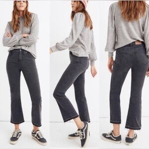 Madewell gray size 26 petite slim Demi boot jeans - Bundle and take 25% off 😊!